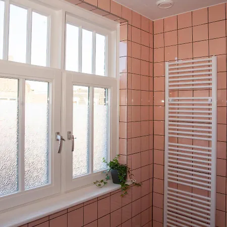 The Farmer's Daughter ゲストハウス フェンラユ