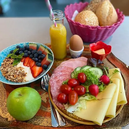 The Farmer's Daughter