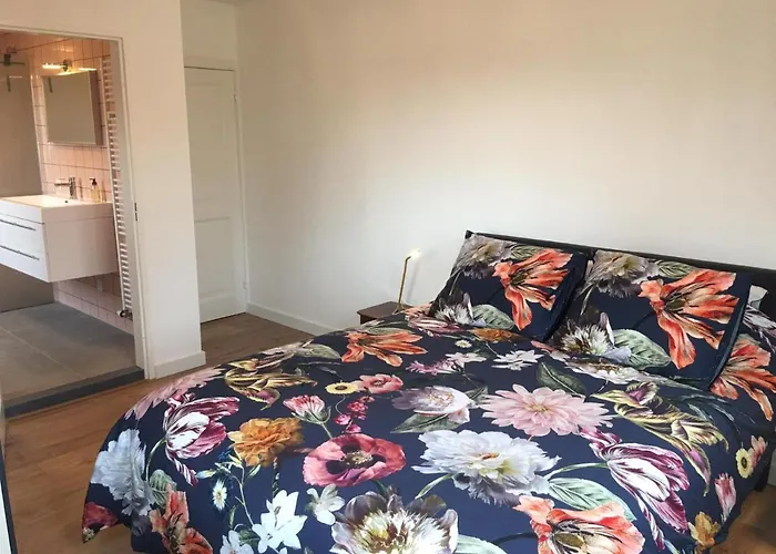 בית הארחה The Farmer's Daughter